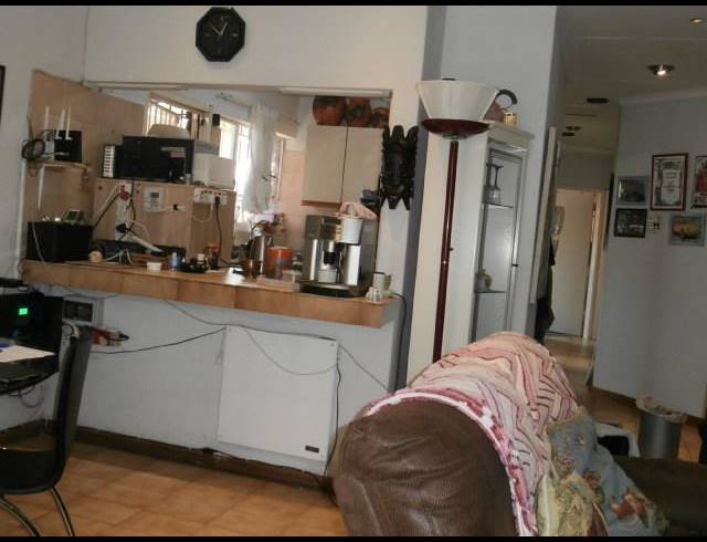 6 BEDROOM HOUSE FOR SALE IN TURFFONTEIN